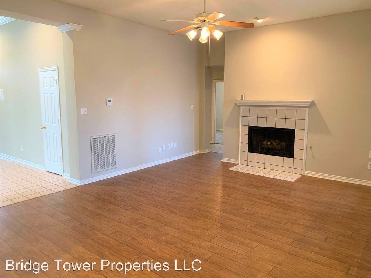 2218 Valley Creek Dr - Photo 3 of 14