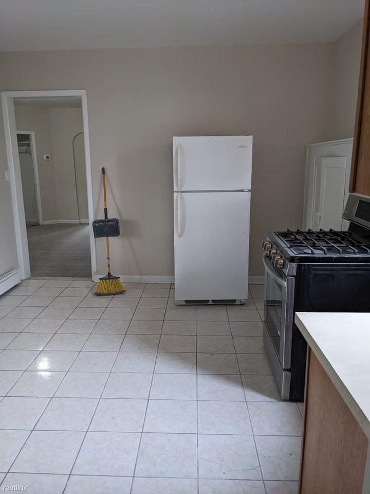 148 Fairmount Ave - Photo 3 of 14