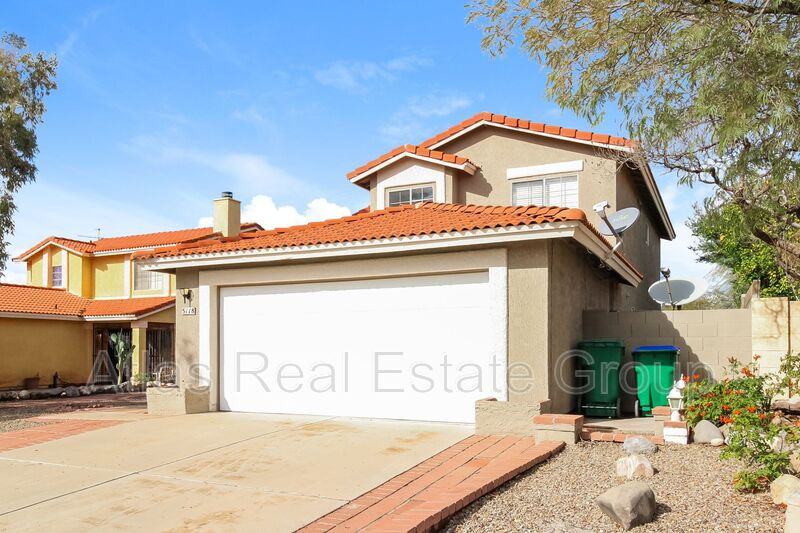 5118 W Blackbird Dr - Photo 2 of 23