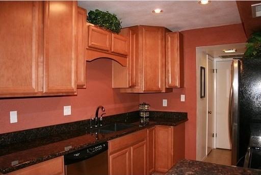 5251 S Hazelton Ln - Photo 2 of 18