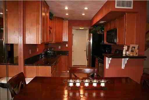 5251 S Hazelton Ln - Photo 3 of 18