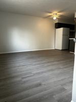 featured image of 608 W 9th St