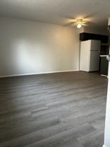 608 W 9th St - Photo 1 of 1