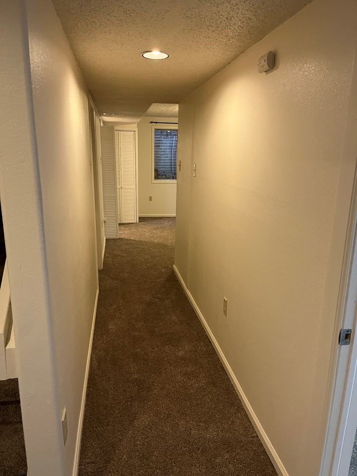 146 Pheasant Run - Photo 5 of 11