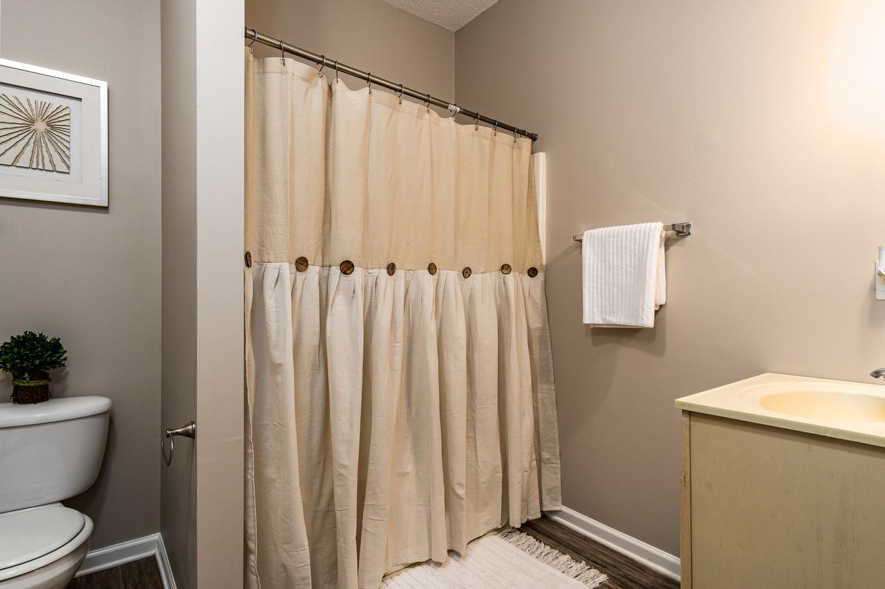 883 W Main St Apartments in Johnson City, TN 37604 Zumper