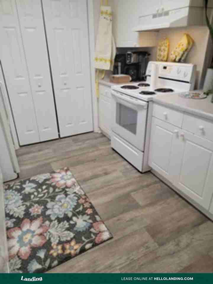 7910 Woodsedge Dr #301 - Photo 2 of 14