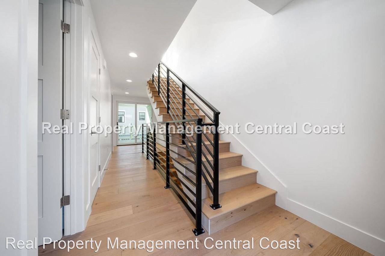 221 1st St - Photo 3 of 29