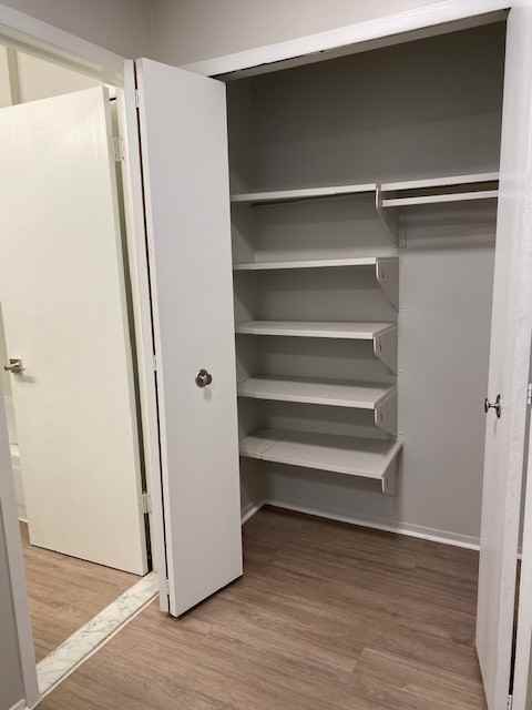 Cass Lake Shore Club Apartments - Photo 5 of 8