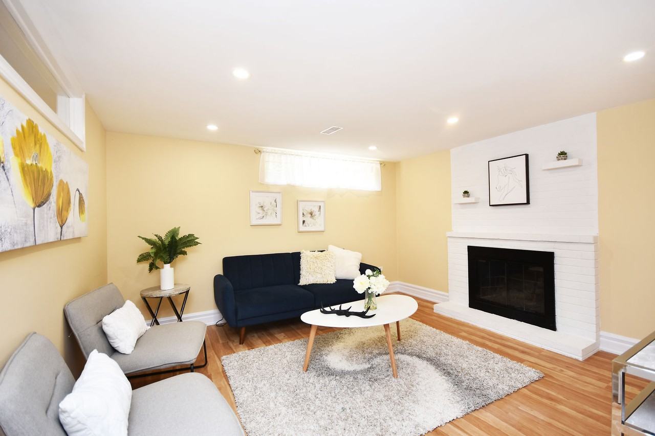 10 Beaver Bend Crescent - Photo 2 of 13