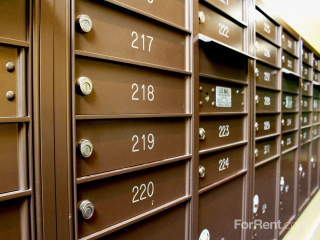 Sitkowski School Apartments - Photo 3 of 10