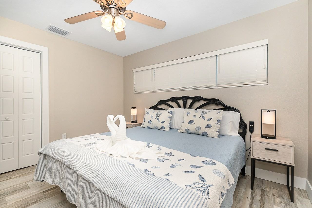 205 6th Ave - Photo 3 of 16