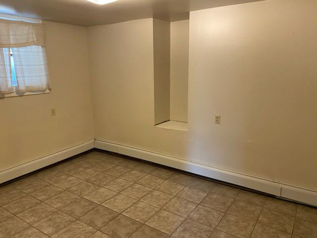 654 E Main St #2 - Photo 3 of 7