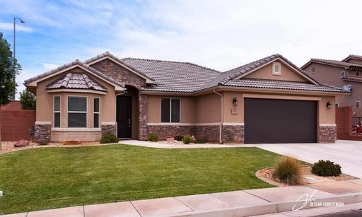 281 E Munich Dr - Photo 2 of 27