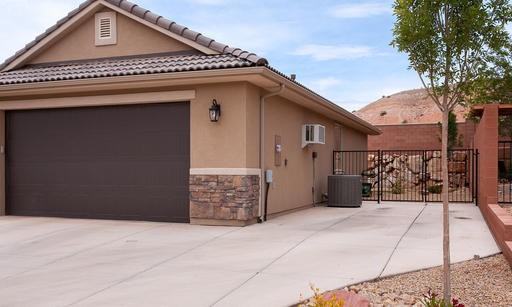 281 E Munich Dr - Photo 3 of 27