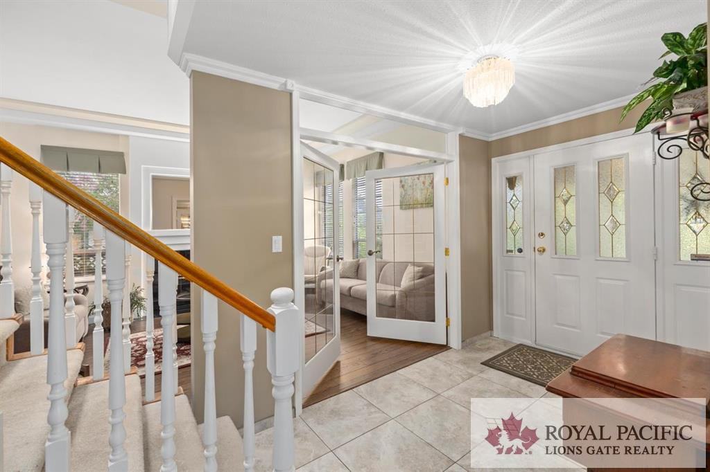 8052 165 Street - Photo 3 of 25