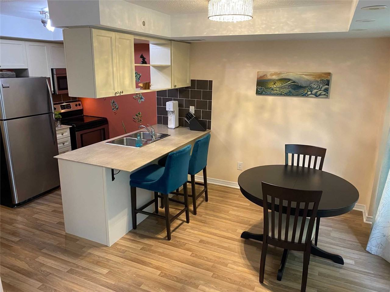 76 Munro Street - Photo 3 of 27