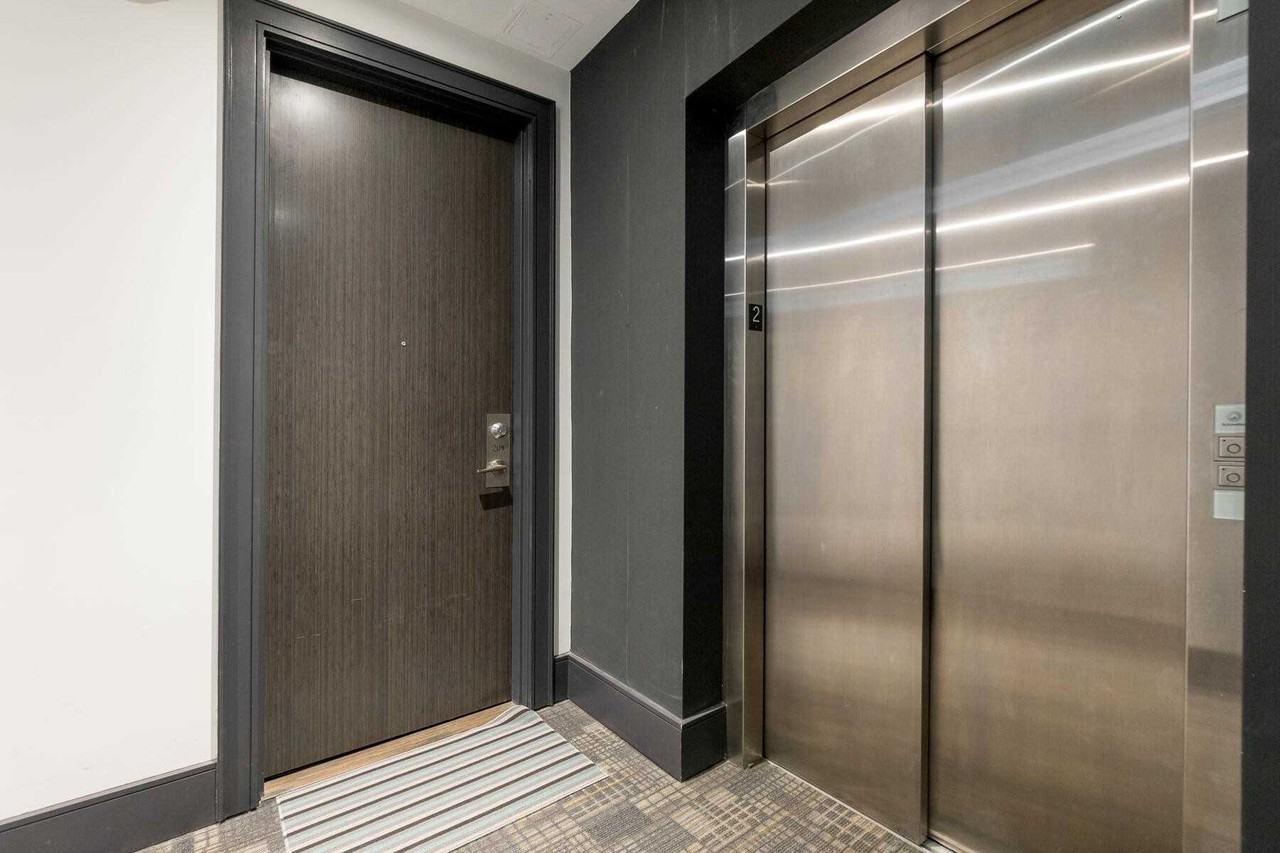 1003 Queen Street East - Photo 3 of 24