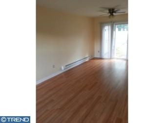 500 Loch Lomond Dr - Photo 3 of 10