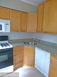 1301 S Cleveland St #344 - Photo 3 of 11