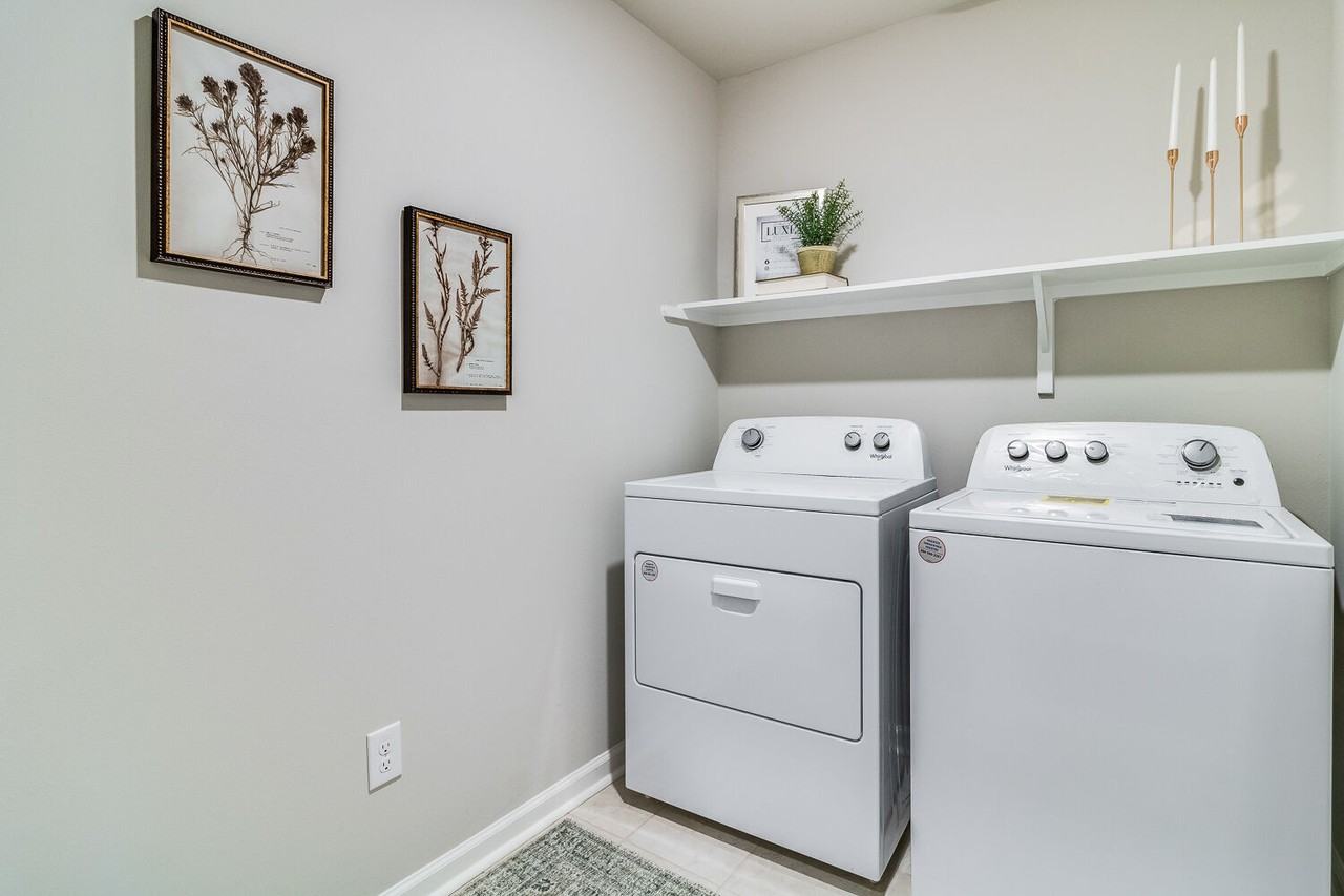 122 Santiago Ct - Photo 2 of 25