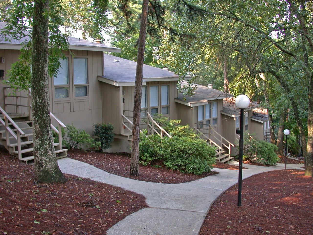 Carriage Hill Apartments - Photo 3 of 18