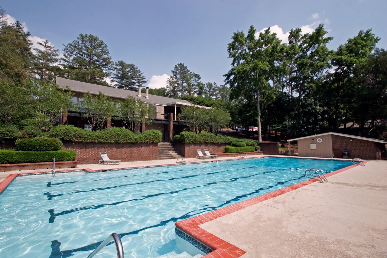 Carriage Hill Apartments - Photo 7 of 20