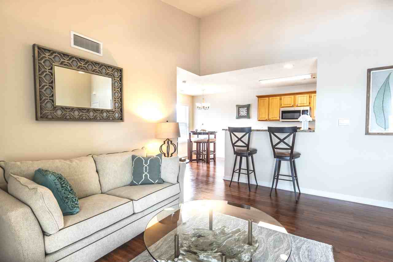 Renaissance Place Apartments - Photo 4 of 50