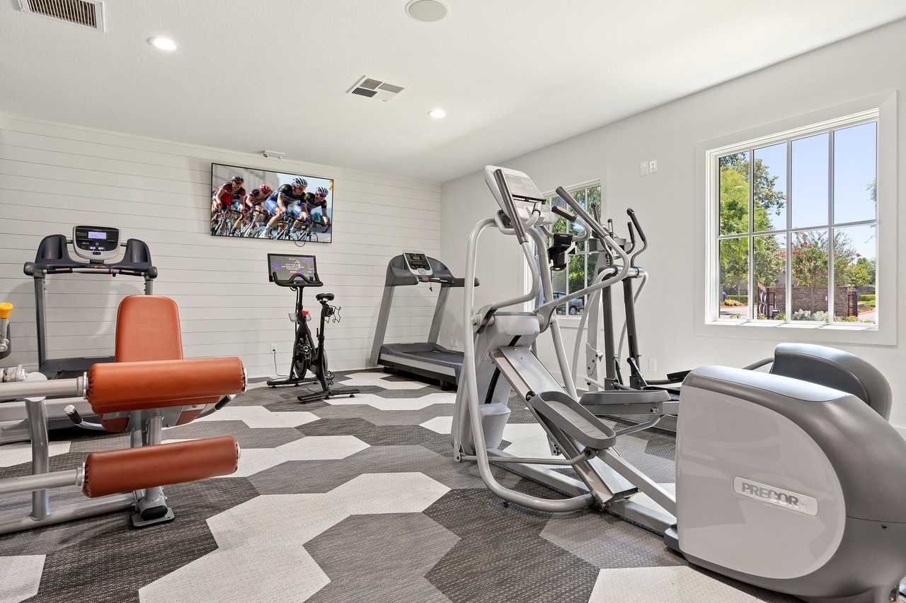 Dominion Heights Apartments 1164 E Perrin Ave, Fresno, CA 93720 Zumper