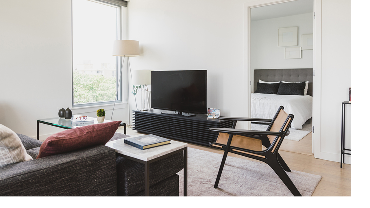 Eliot on 4th - Photo 6 of 50