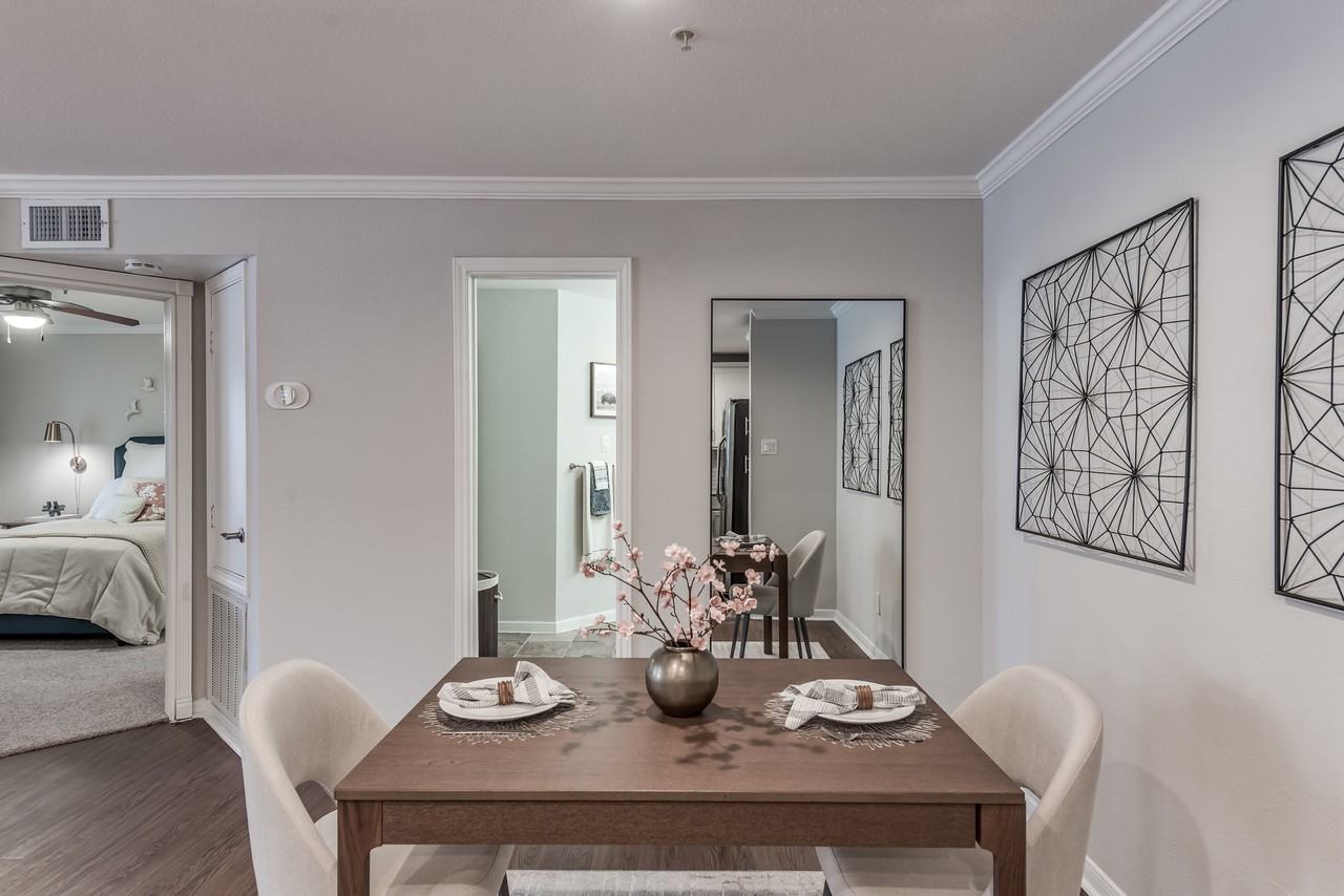 Alister Galleria - Photo 7 of 42