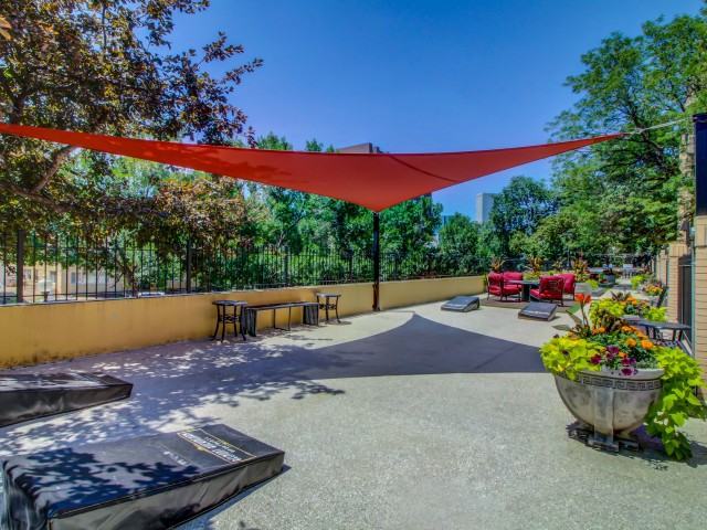 Belmont Buckingham - Photo 5 of 50