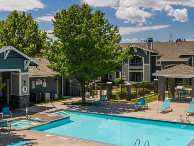 Allegro Apartments - Photo 2 of 31