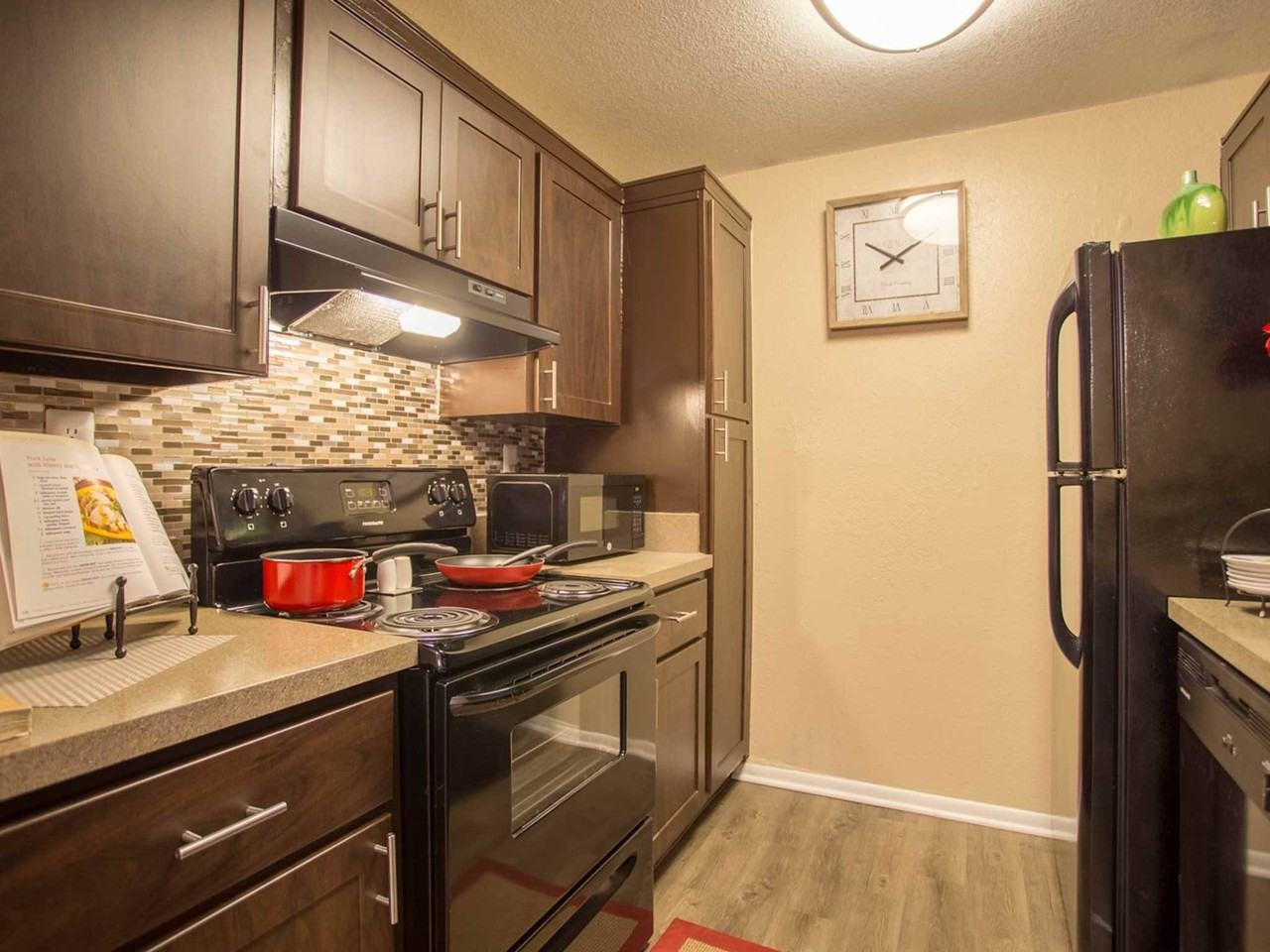 Advenir at Magnolia - Photo 3 of 16