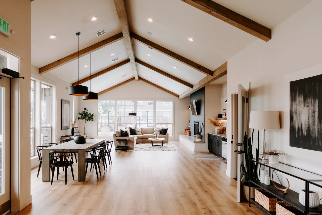 St. Helens Place - Photo 2 of 16