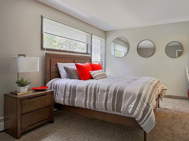 Paragon Apartments - Photo 2 of 8