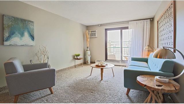 Paragon Apartments - Photo 4 of 8