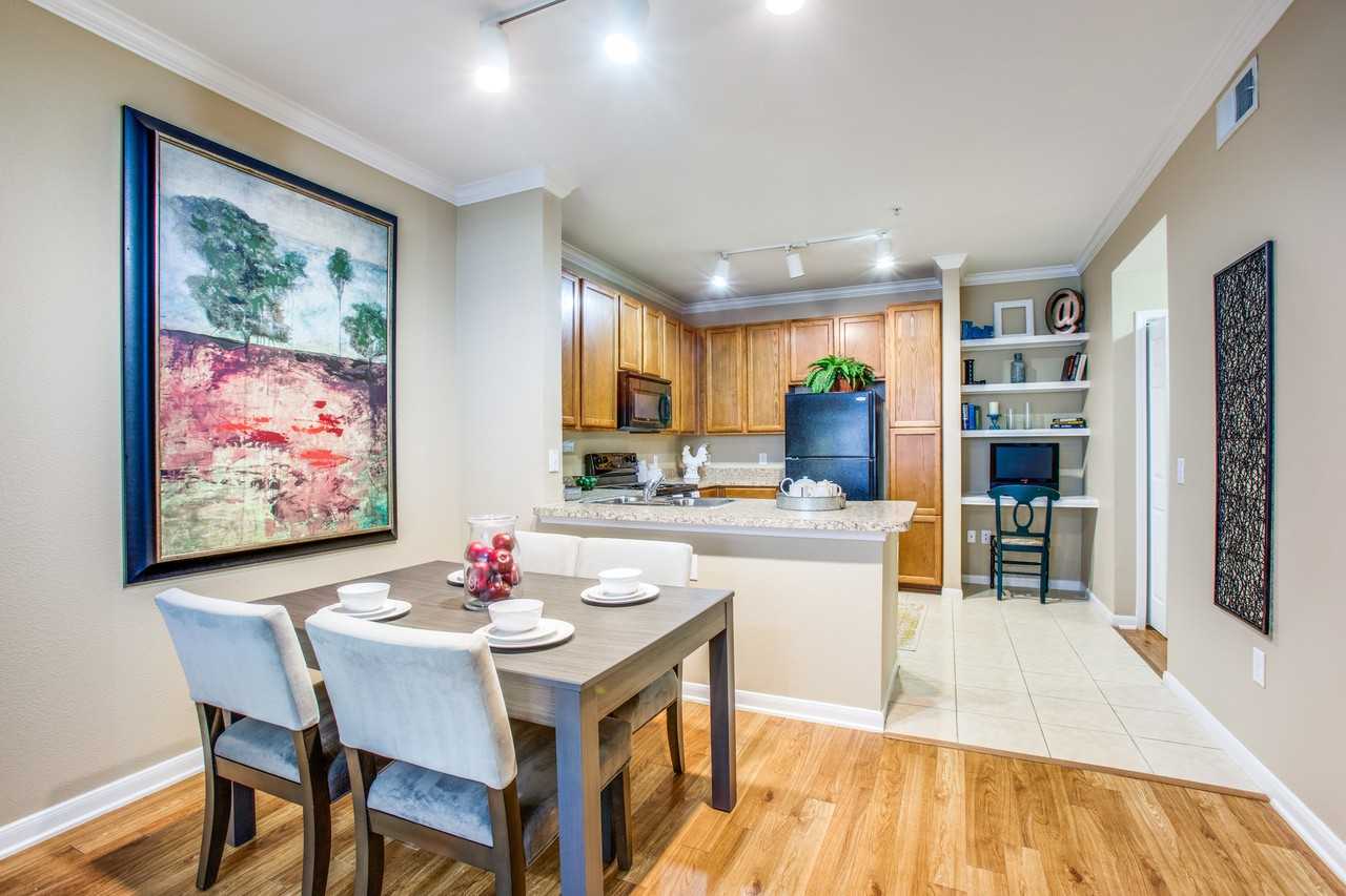 The Lodge at Spring Shadows - Photo 3 of 31