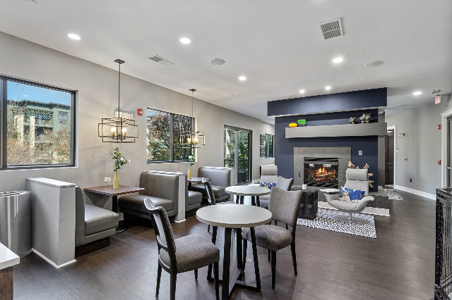 AMLI Parkside - Photo 4 of 33