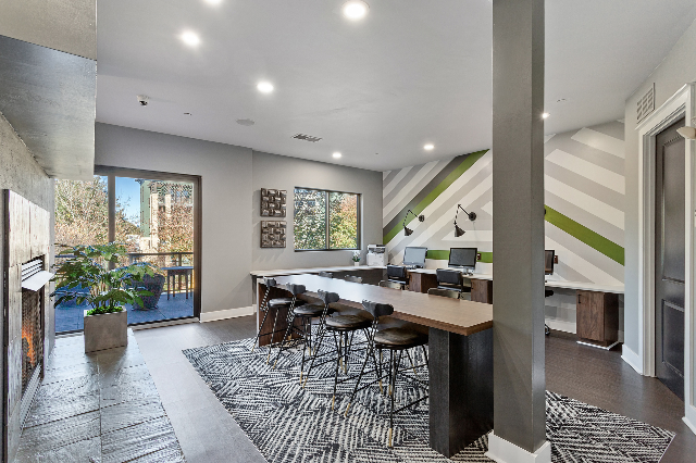 AMLI Parkside - Photo 5 of 33