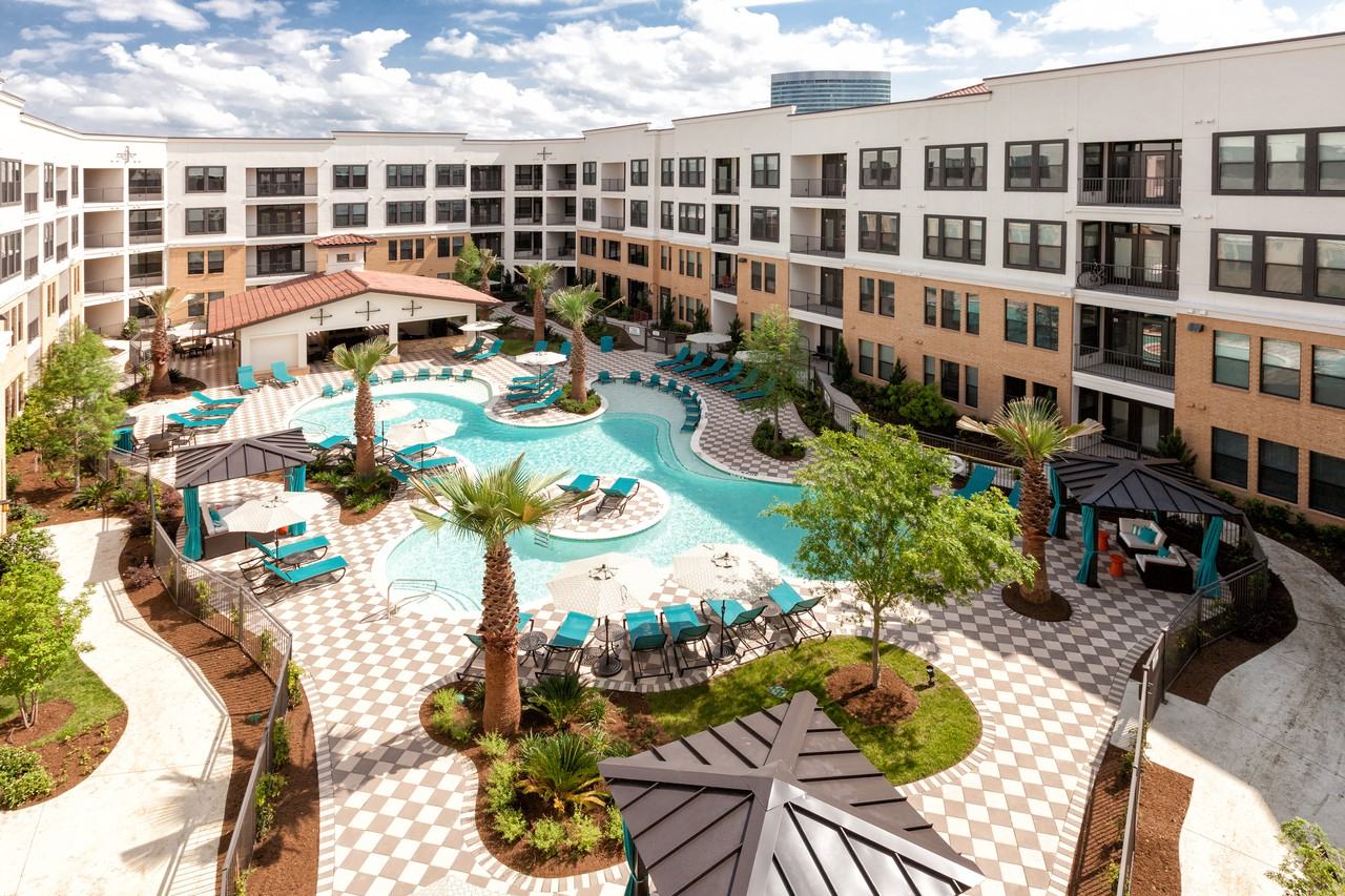 AMLI Campion Trail - Photo 2 of 43