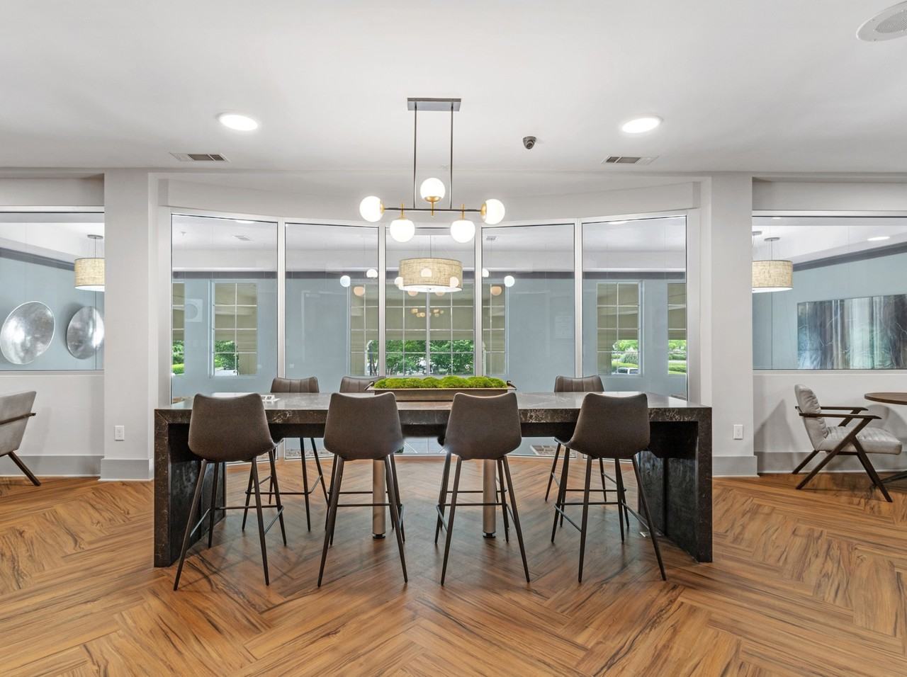 AMLI North Point - Photo 6 of 50