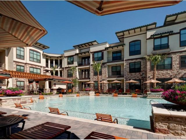 AMLI at Escena - Photo 3 of 34