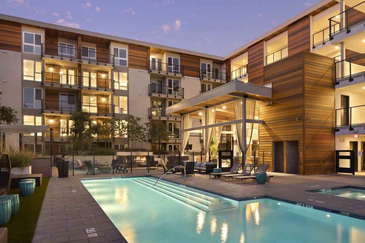 AMLI Marina Del Rey - Photo 6 of 50