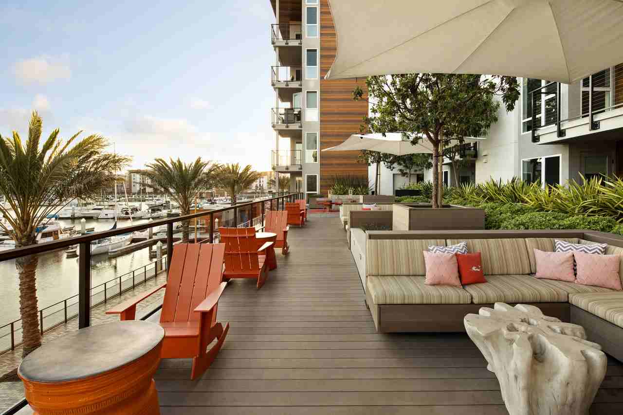AMLI Marina Del Rey - Photo 5 of 50
