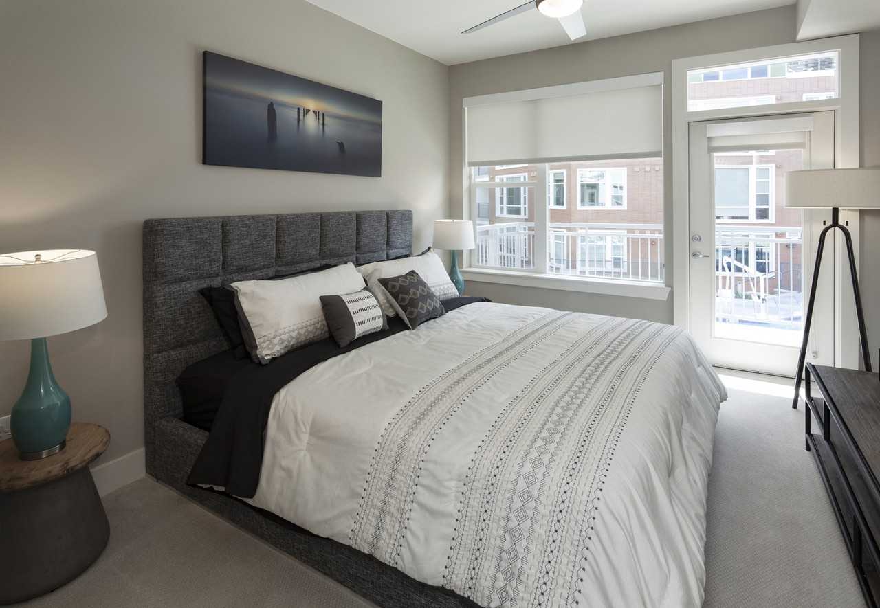 AMLI Riverfront Green - Photo 6 of 50