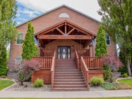 featured image of 175 W 5th S