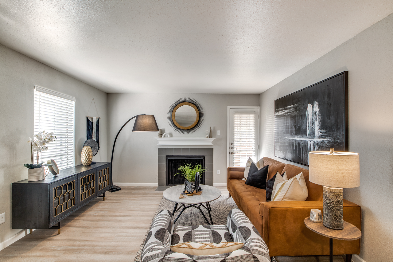 The Sutton Apartments - Photo 5 of 50