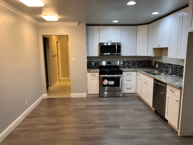 642 A St - Photo 3 of 14