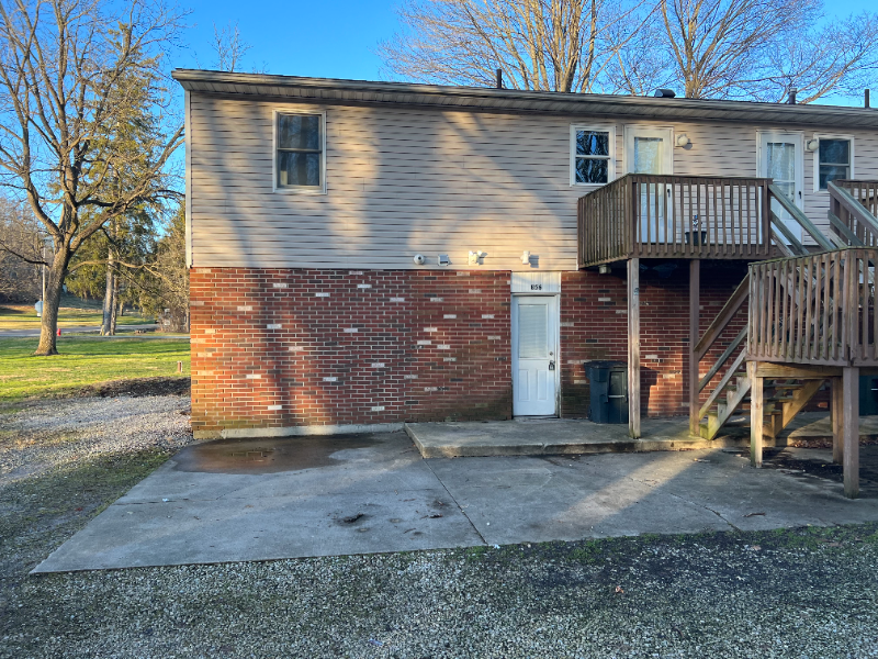 856 Sharon - Photo 2 of 13