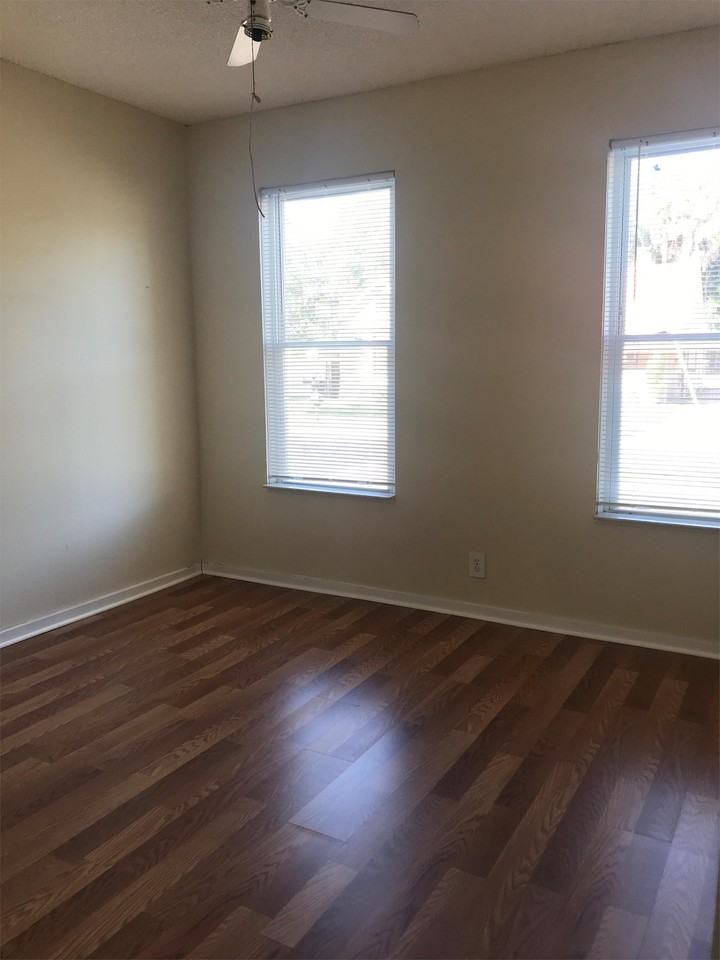 522 Mabbette St #5 - Photo 3 of 5